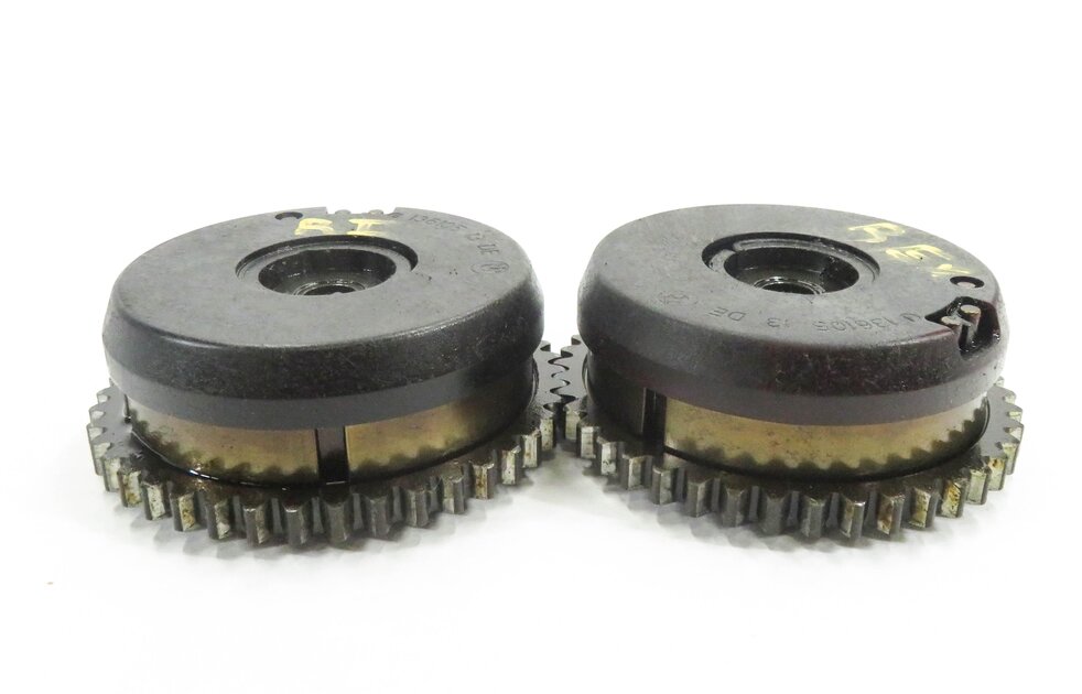 Thumbnail 3: 2011 BMW X5 (E70) 4.4L N63 TWIN TURBO - RIGHT ENGINE CAMSHAFT TIMING GEAR SET