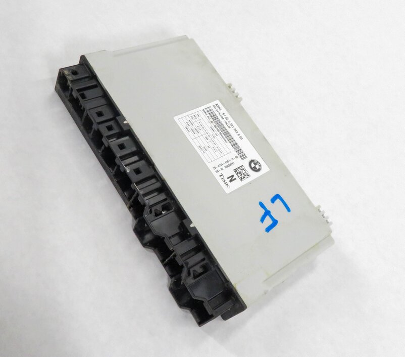 2011-2014 BMW X5 X5M X6 X6M (E70 E71) FRONT COMFORT SEAT CONTROL MODULE