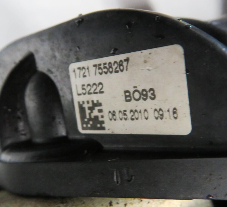 Thumbnail 6: 07-14 BMW X5 X6 (E70 E71) 3.0L / 4.4L / 4.8L AUTOMATIC TRANSMISSION OIL COOLER