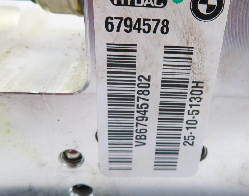 Thumbnail 5: 2011 BMW X5 (E70) 4.4L N63 TWIN TURBO - DYNAMIC DRIVE SUSPENSION VALVE BLOCK