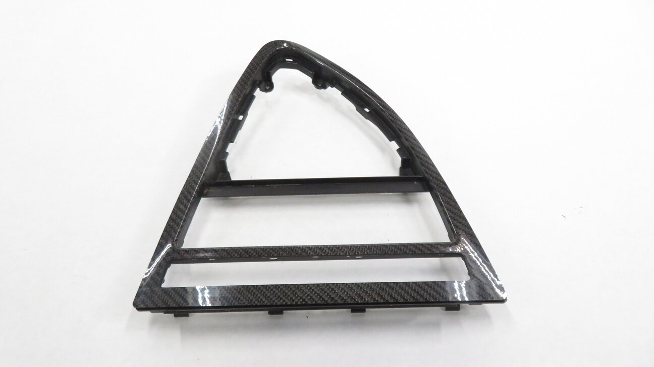 Thumbnail 2: 2007 BMW M6 (E63) ///M - FRONT CENTER CONSOLE TRIM (CARBON FIBER)