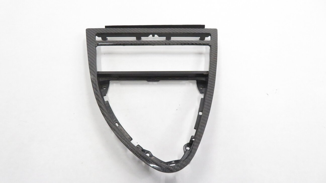 Thumbnail 4: 2007 BMW M6 (E63) ///M - FRONT CENTER CONSOLE TRIM (CARBON FIBER)