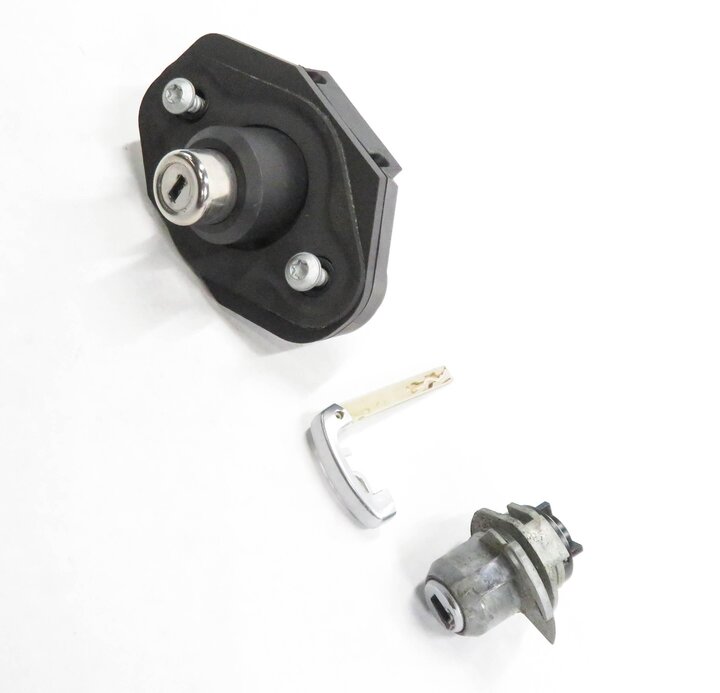 2011 BMW 750i (F01) DRIVER DOOR HANDLE / TRUNK LOCK CYLINDER & KEY SET-3
