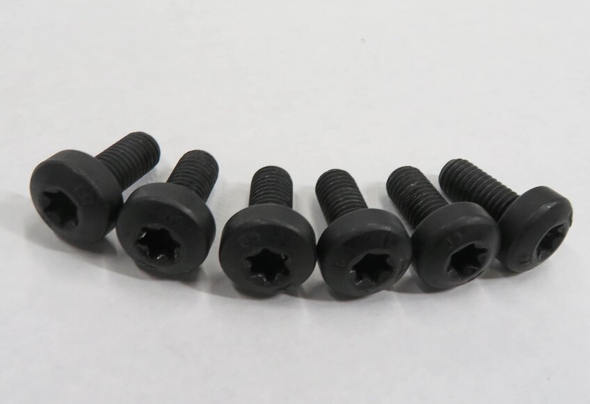 Thumbnail 10: 2011 BMW 750i (F01) REAR SEAT SEATBELT RETRACTOR SET-3 (OYSTER)