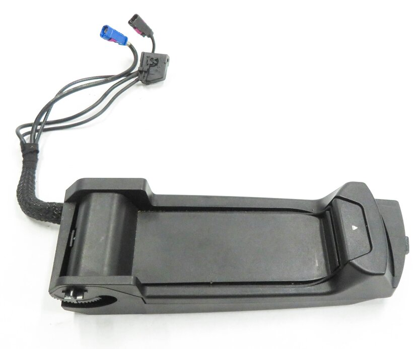 Thumbnail 3: 2011 BMW 750i (F01) FRONT CENTER CONSOLE CELL PHONE SNAP IN CRADLE