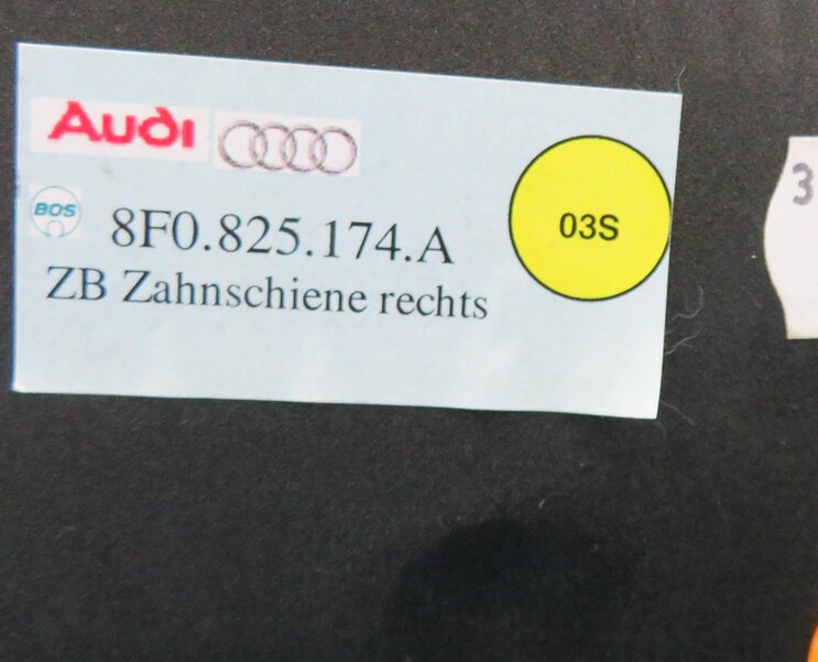 Thumbnail 5: 2011 AUDI A5 (B8 8T) CONVERTIBLE STORAGE SLIDING COVER TRACK BRACKET SET