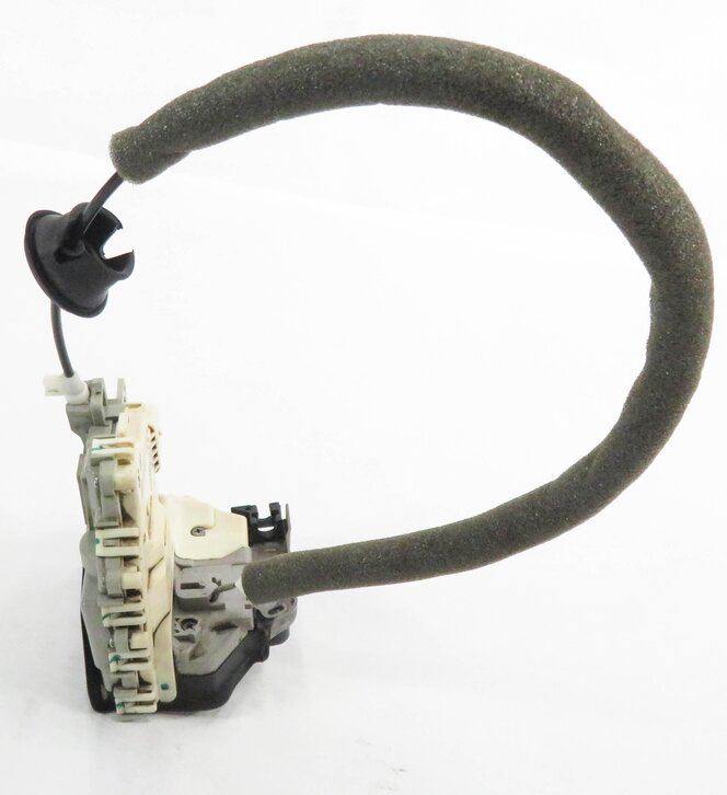 Thumbnail 3: 2010-2019 AUDI / PORSCHE A4 S4 A5 S5 A6 Q3 Q5 Q7 TT 911 - RIGHT FRONT DOOR LATCH