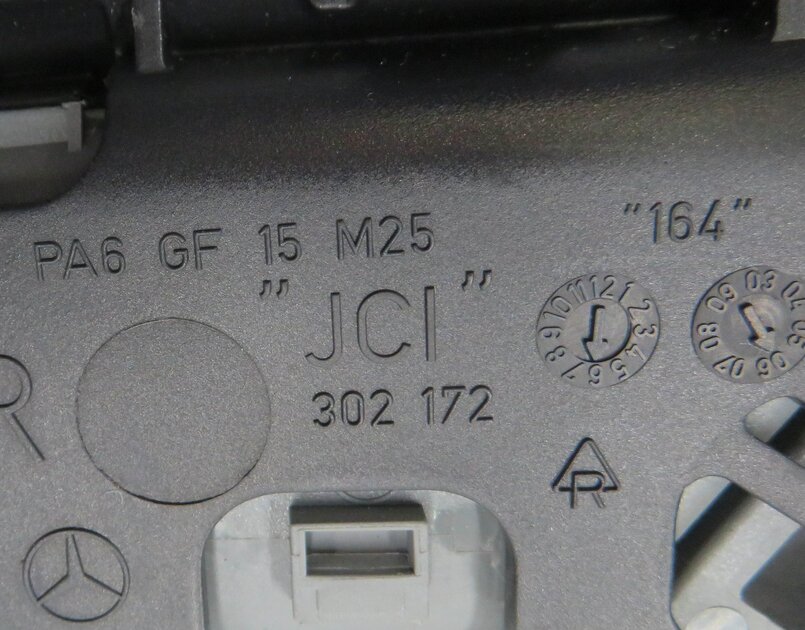Thumbnail 7: 06-12 MERCEDES GL350 GL450 GL550 ML320 ML350 ML450 ML550 DOOR HANDLE SET (GRAY)