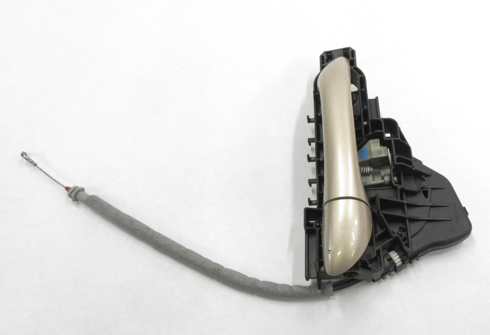 Thumbnail 3: 2007 MERCEDES BENZ ML350 (W164) RIGHT REAR EXTERIOR DOOR HANDLE (BEIGE 693U)