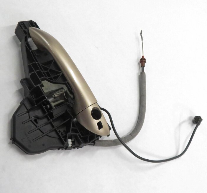 2007 MERCEDES BENZ ML350 (W164) LEFT FRONT DRIVER EXTERIOR DOOR HANDLE (BEIGE)