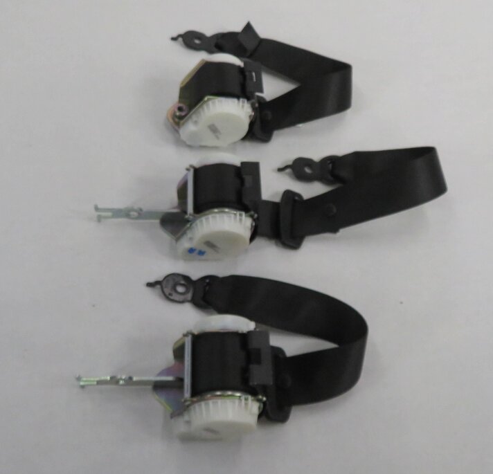 Thumbnail 3: 2012 BMW 528i (F10) REAR - LEFT / CENTER / RIGHT SEATBELT RETRACTOR SET (BLACK)