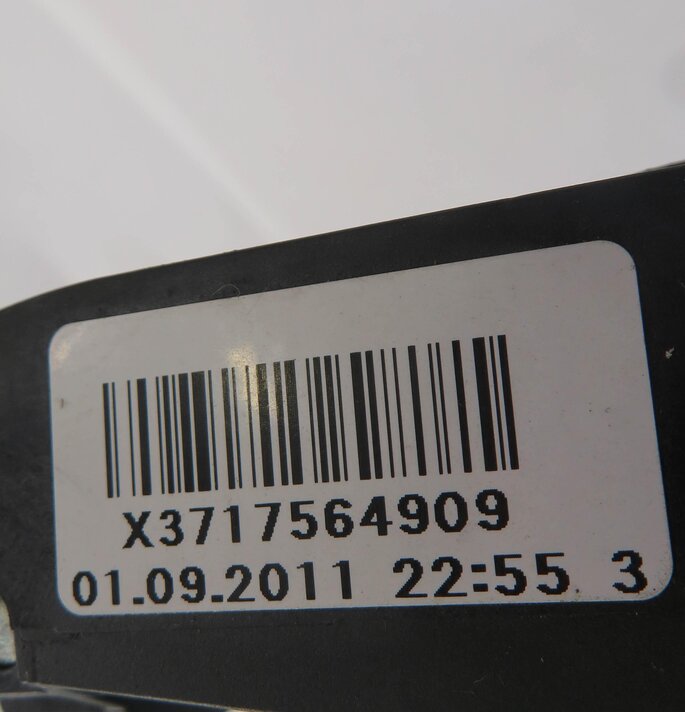 Thumbnail 6: 2011-2016 BMW 528i 535i 550i M5 (F10) LEFT REAR DOOR HANDLE w/ LIGHT (GRAY A52)