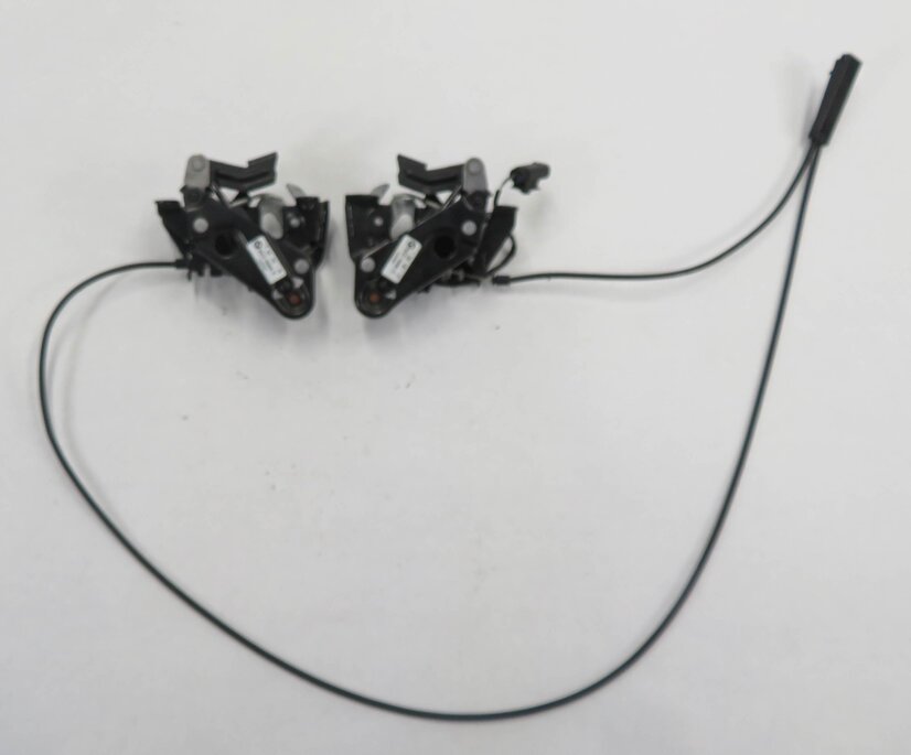 Thumbnail 5: 2012 BMW 528i (F10) FRONT LEFT & RIGHT LOWER HOOD LOCK LATCH SET-2