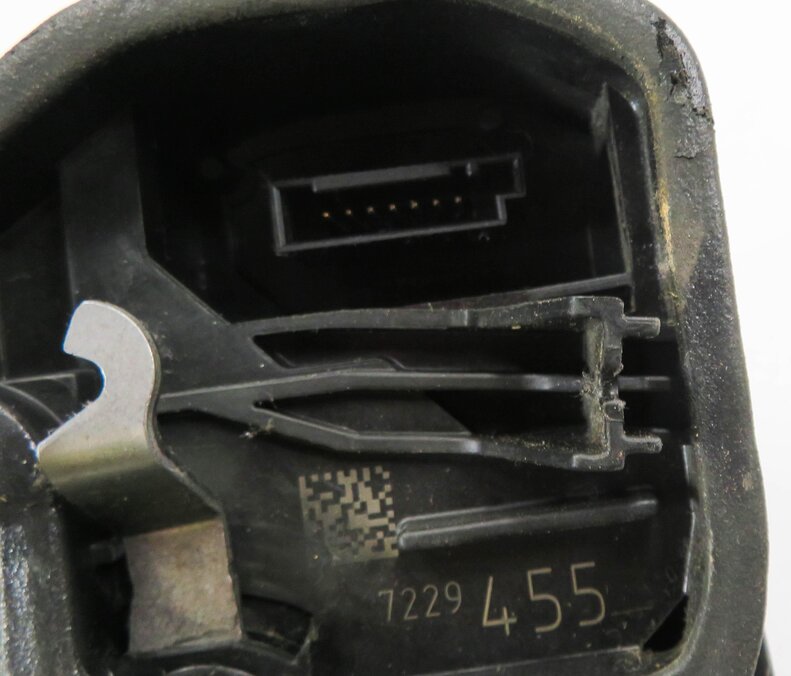 Thumbnail 5: 2009-2018 BMW 1/2/3/4/5/7/X1 X3 X4 (E87 E90 F01 F10) LEFT FRONT DOOR LOCK LATCH