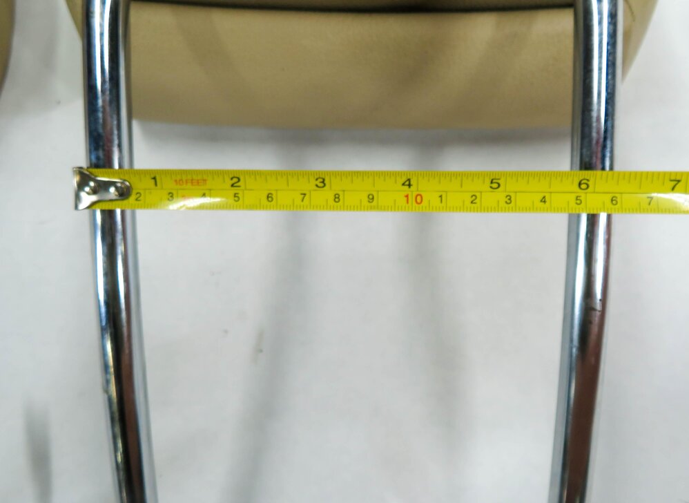 Thumbnail 6: 2013 BMW 535i (F10) FRONT LEFT & RIGHT (VENETO BEIGE LEATHER) HEADREST SET-2