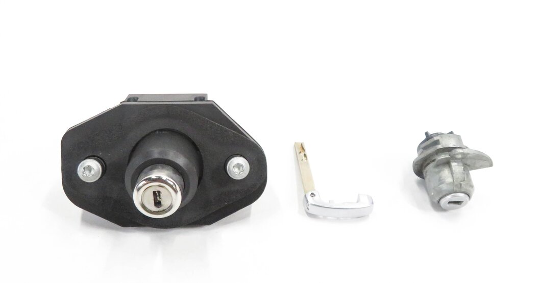 Thumbnail 2: 2012 BMW 740i (F01) LEFT DRIVER DOOR HANDLE TRUNK LOCK CYLINDER & KEY SET-3