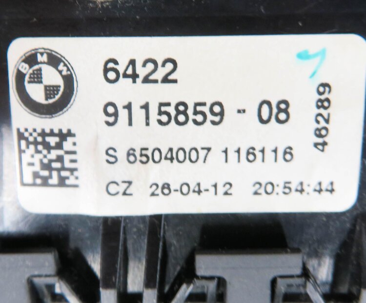 Thumbnail 5: 2012 BMW 740i (F01) FRONT CENTER DASH HEATER A/C AIR VENT w/ HAZARD & LOCK