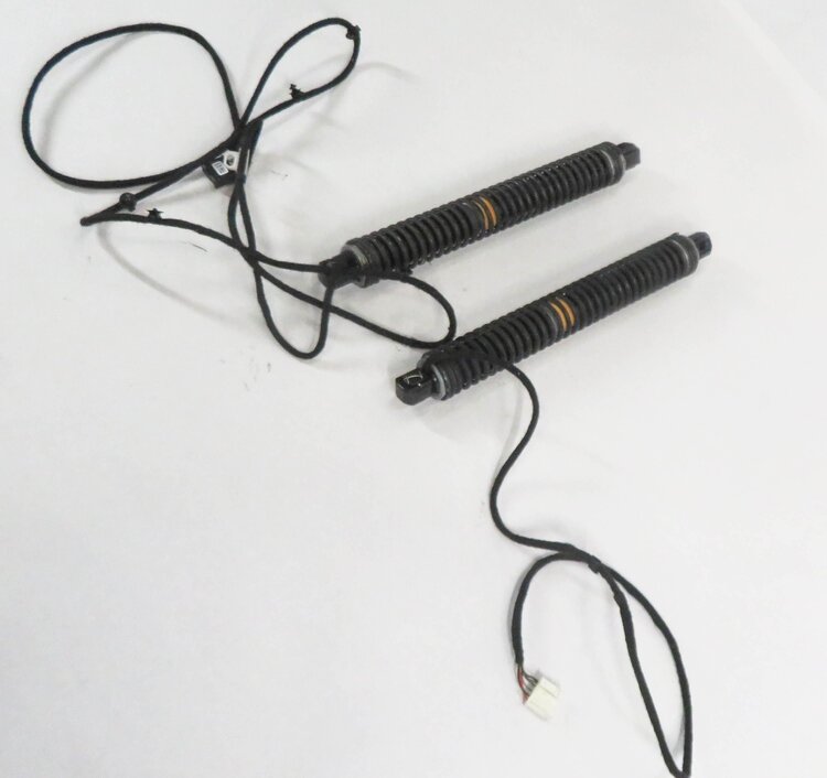 2012 BMW 740i (F01) LEFT & RIGHT REAR ELECTRIC TRUNK SHOCK STRUT SET-2