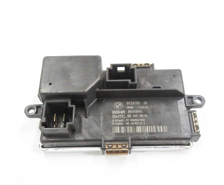 Thumbnail 2: 2012 BMW 740i (F01) FRONT HEATER A/C BLOWER FAN MOTOR SPEED RESISTOR