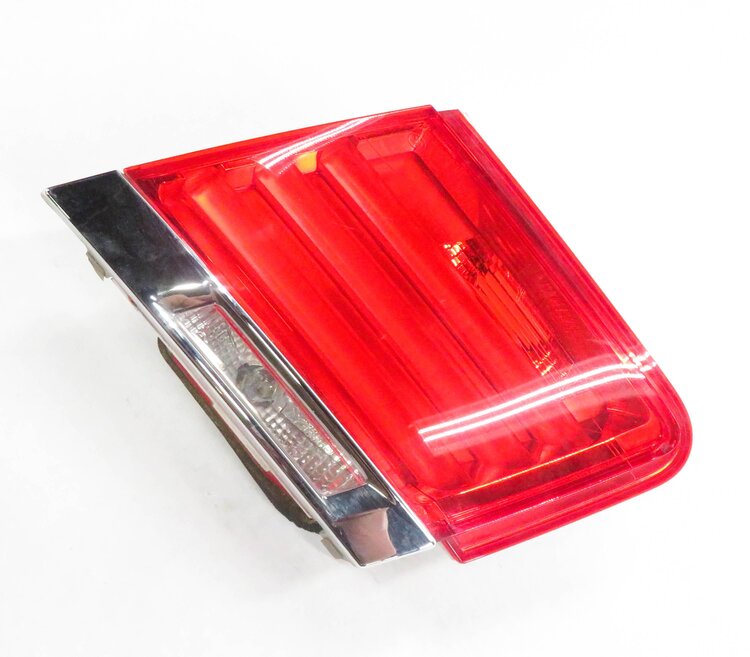 09-12 BMW 740i 750i 760i B7 (F01) RIGHT SIDE REAR TRUNK LID TAILLIGHT LIGHT LAMP