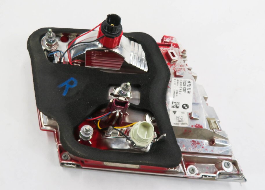 Thumbnail 6: 09-12 BMW 740i 750i 760i B7 (F01) RIGHT SIDE REAR TRUNK LID TAILLIGHT LIGHT LAMP