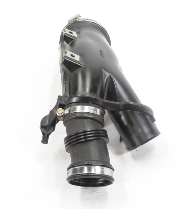 Thumbnail 7: 2012 BMW 740i (F01) 3.0L N54 TWIN TURBO ENGINE - AIR CLEANER OUTLET DUCT PIPE