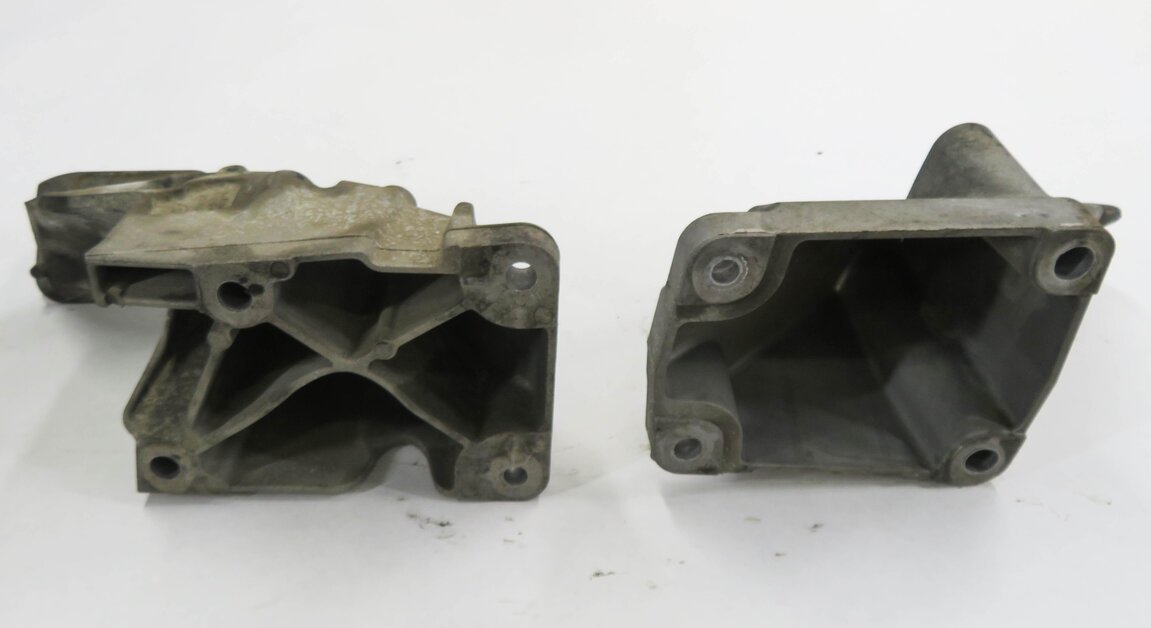 Thumbnail 5: 2011 RANGE ROVER (L322) 5.0L AJ133 V8 ENGINE MOUNT BRACKET SET-2