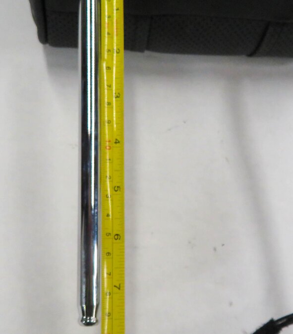 Thumbnail 7: 2011 RANGE ROVER (L322) LEFT FRONT DRIVER HEADREST w/ SCREEN (JET BLACK)