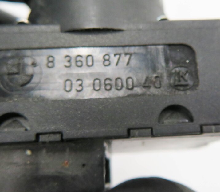 Thumbnail 10: 2011 RANGE ROVER (L322) RIGHT FRONT PASSENGER POWER SEAT ADJUSTMENT SWITCH
