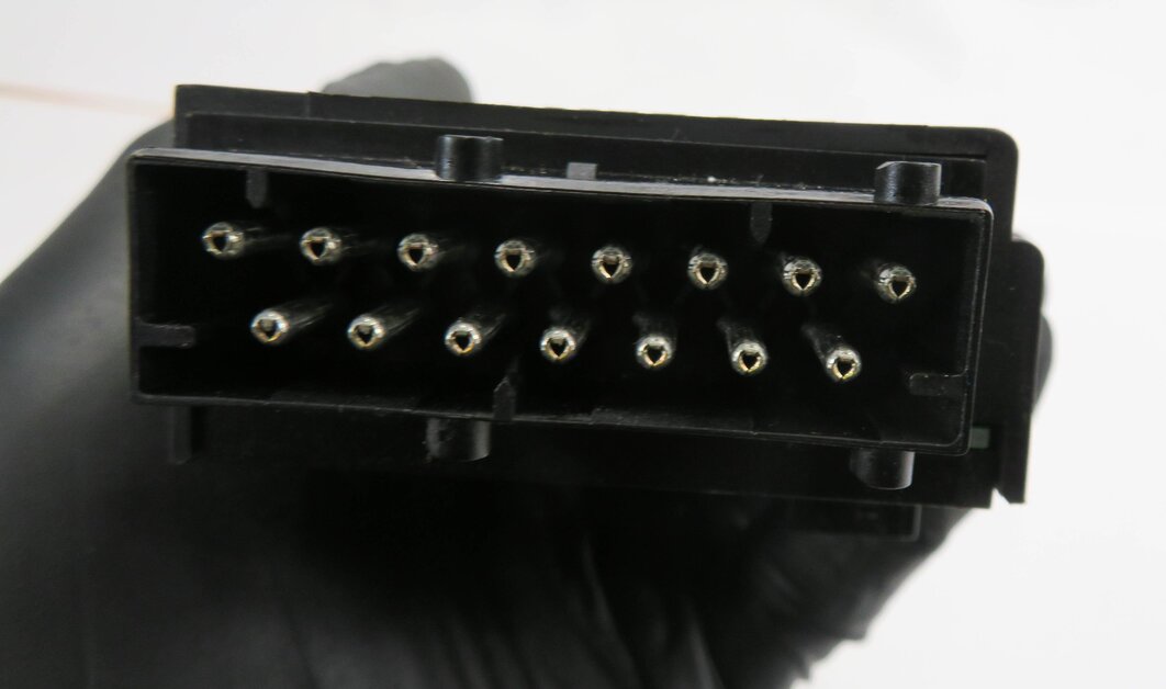 Thumbnail 7: 2011 RANGE ROVER (L322) RIGHT FRONT PASSENGER POWER SEAT ADJUSTMENT SWITCH