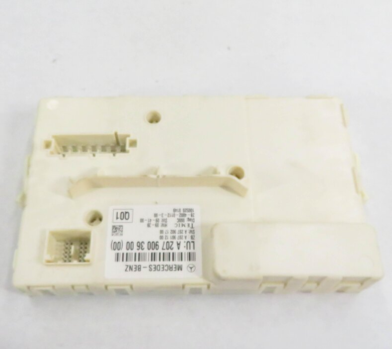 Thumbnail 4: 2010-2011 MERCEDES BENZ E350 E550 (C207) COUPE - QUARTER WINDOW CONTROL MODULE