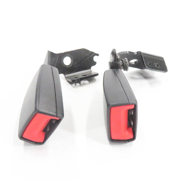 Thumbnail 2: 2011 MERCEDES E550 (C207) COUPE - REAR SEATBELT BUCKLE RECEIVER SET-2 (BLACK)