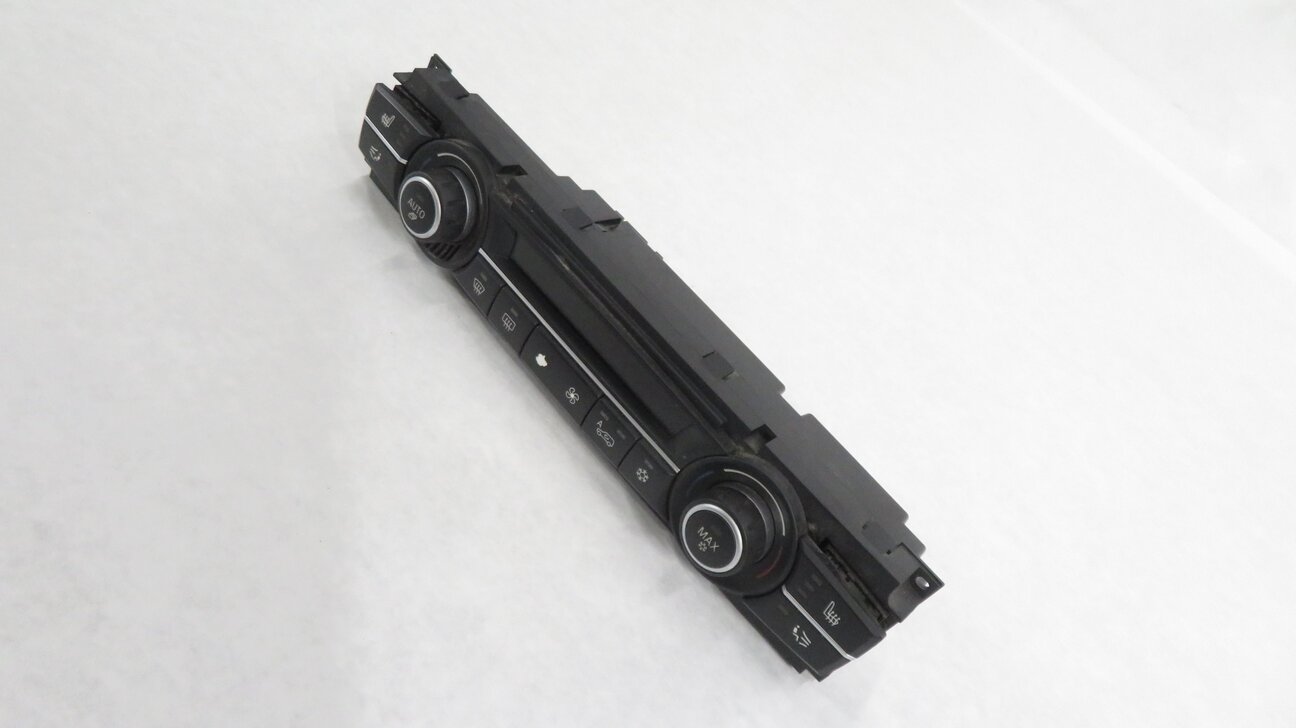 07-14 BMW X5 X5M X6 X6M (E70 E71) - FRONT CLIMATE TEMPERATURE CONTROL (4-ZONE)