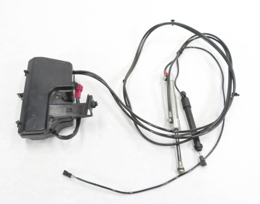 Thumbnail 4: 2006-2009 MERCEDES ML-CLASS (W164) REAR TRUNK LIFT MOTOR w/ RAM & LINES (3-PIN)
