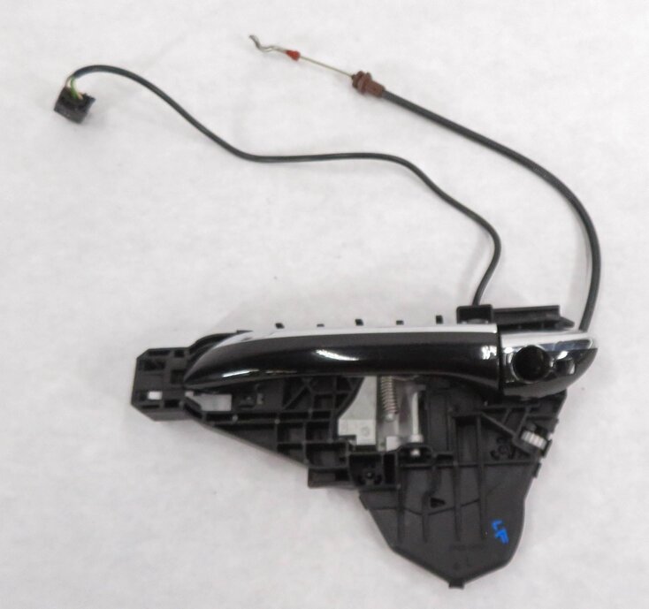Thumbnail 4: 2008 MERCEDES ML350 (W164) LEFT FRONT DRIVER EXTERIOR DOOR HANDLE (BLACK 197U)