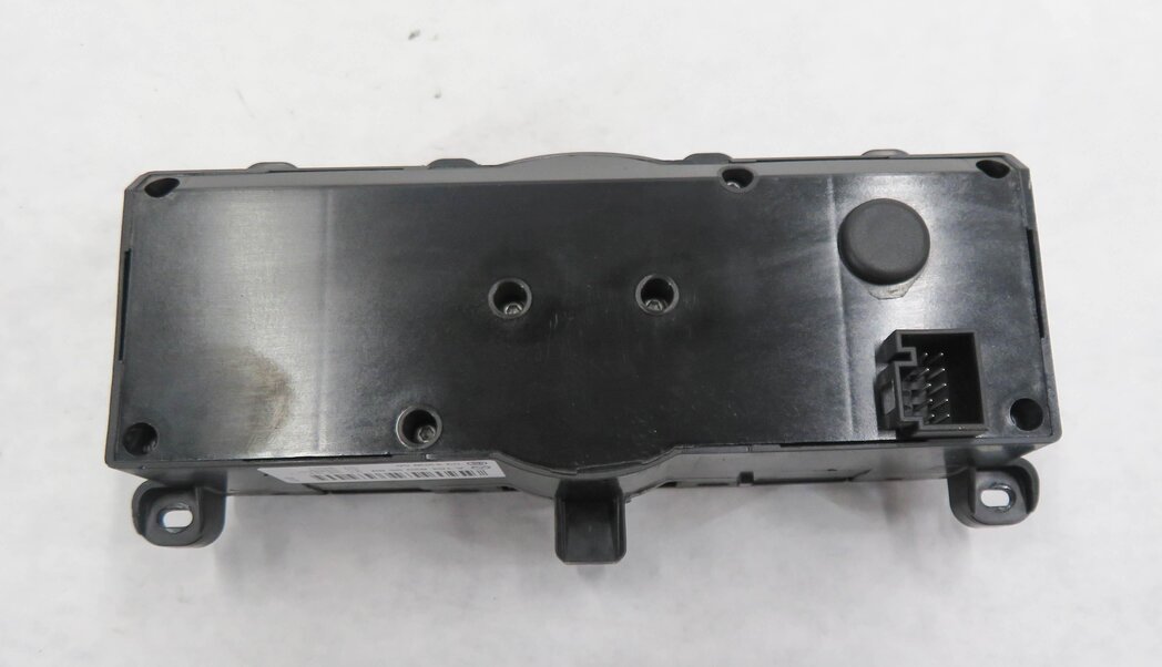 Thumbnail 4: 2008 MERCEDES ML350 (W164) REAR HEATER A/C CLIMATE TEMPERATURE CONTROL PANEL