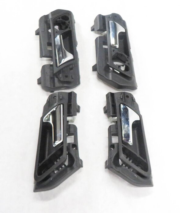 Thumbnail 3: 06-11 MB GL320 GL450 GL550 ML320 ML350 ML500 INTERIOR DOOR HANDLE SET-4 (BLACK)