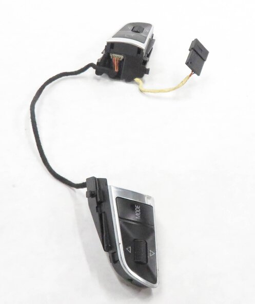 Thumbnail 4: 2010 AUDI A4 (B8 8K) STEERING MODE VOICE VOLUME SWITCH BUTTON SET-2