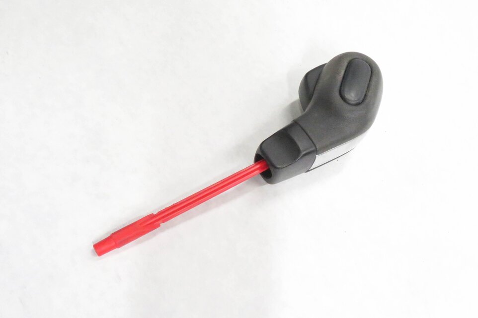 2011 LAND ROVER LR4 - AUTOMATIC TRANSMISSION GEAR SHIFT SHIFTER HANDLE
