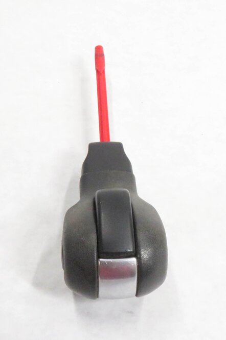Thumbnail 4: 2011 LAND ROVER LR4 - AUTOMATIC TRANSMISSION GEAR SHIFT SHIFTER HANDLE