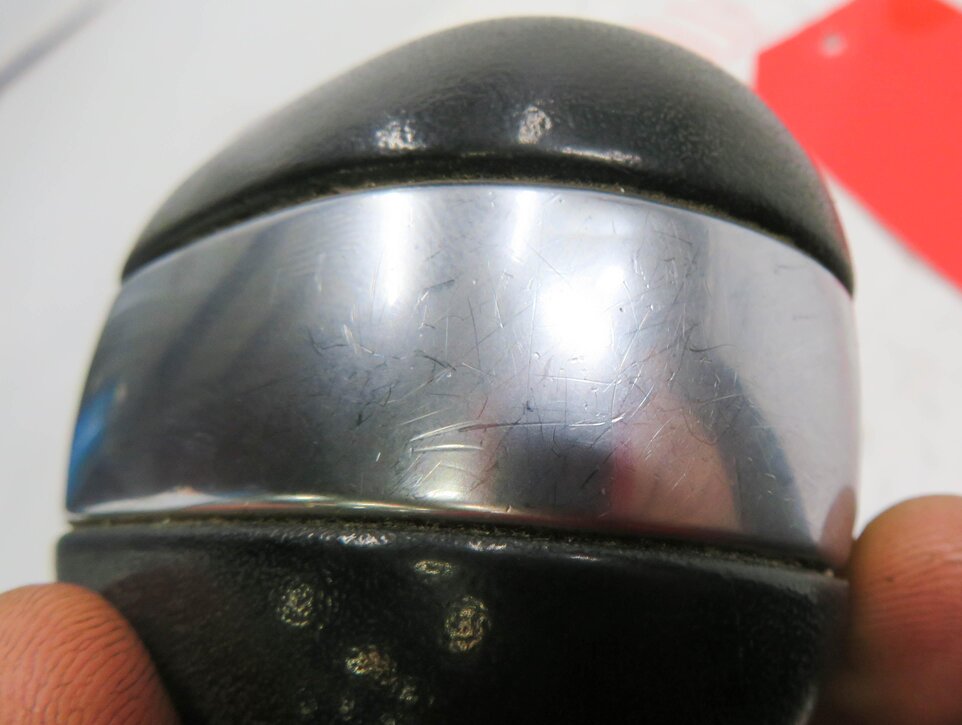 Thumbnail 5: 2011 LAND ROVER LR4 - AUTOMATIC TRANSMISSION GEAR SHIFT SHIFTER HANDLE