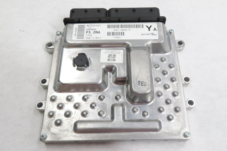 Thumbnail 9: 2011 LAND ROVER LR4 - 5.0L AJ133 ENGINE BODY FUSE BOX IMMOBILIZER MODULE KEY SET