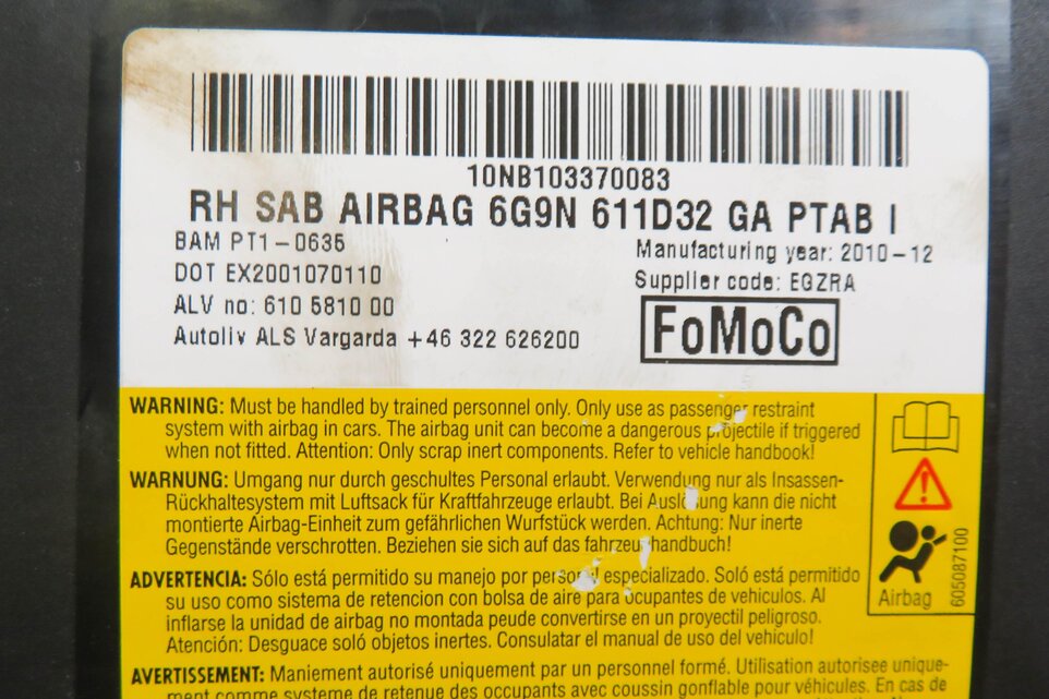 Thumbnail 7: 2012 LAND ROVER LR4 - RIGHT FRONT PASSENGER SEAT AIRBAG AIR BAG