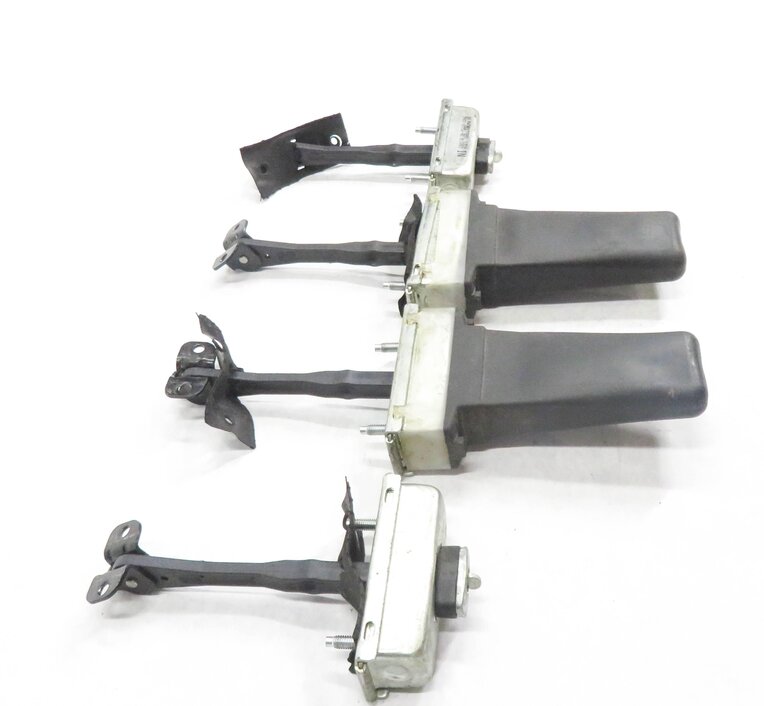 Thumbnail 4: 2011 LAND ROVER LR4 - FRONT & REAR DOOR DETENT CHECK STOP HINGE SET-4