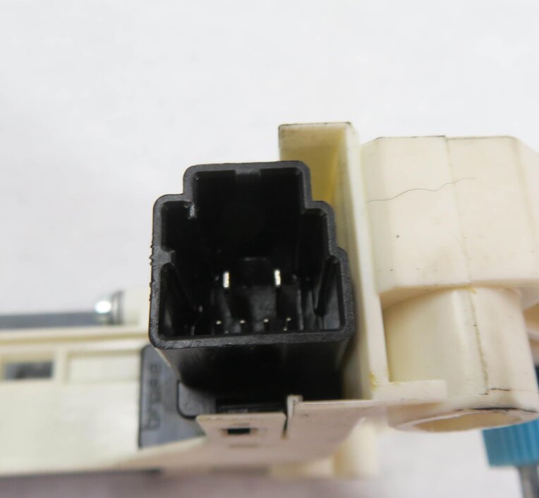 Thumbnail 6: 2010-2016 RANGE ROVER SPORT (L320) LR4 LEFT FRONT DRIVER DOOR POWER WINDOW MOTOR