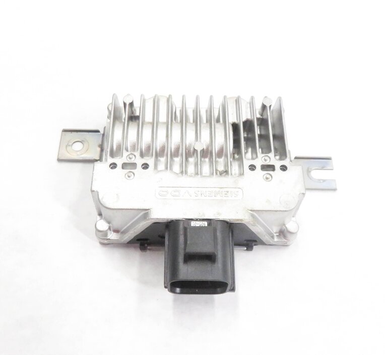 Thumbnail 4: 2010-2015 RANGE ROVER SPORT EVOQUE LR2 LR4 (FF/F4 L320) FUEL PUMP CONTROL MODULE