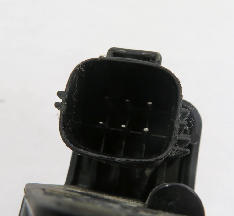 Thumbnail 5: 2011 LAND ROVER LR4 - FRONT AIR SUSPENSION AIR CONTROL VALVE