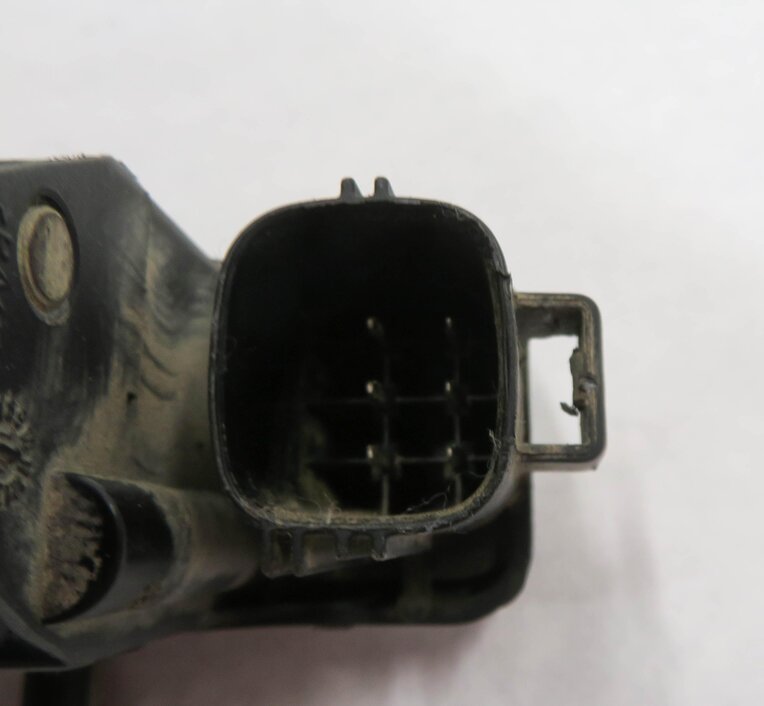 Thumbnail 5: 2011 LAND ROVER LR4 - REAR AIR SUSPENSION AIR CONTROL VALVE