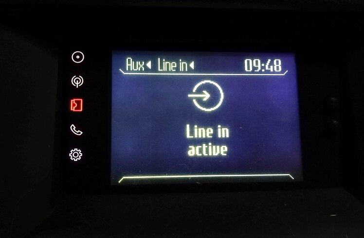 Thumbnail 3: 2010-2011 RANGE ROVER SPORT LR4 (L320) STEREO PHONE INFORMATION DISPLAY SCREEN