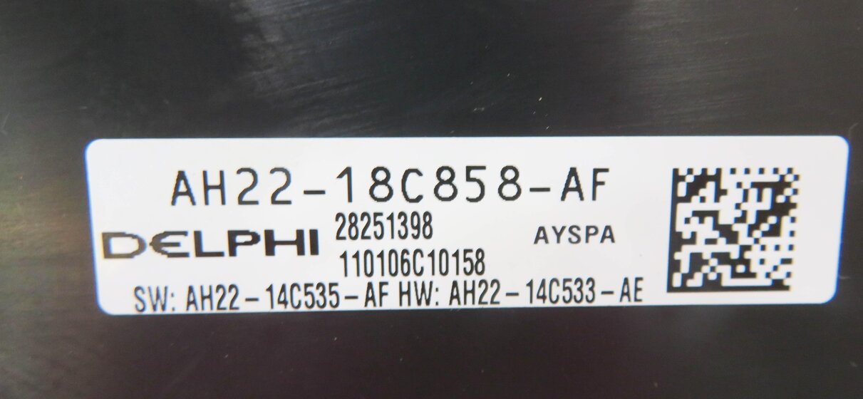 Thumbnail 6: 2011 LAND ROVER LR4 - AM/FM CD PHONE RADIO STEREO CONTROL SWITCH BUTTON PANEL